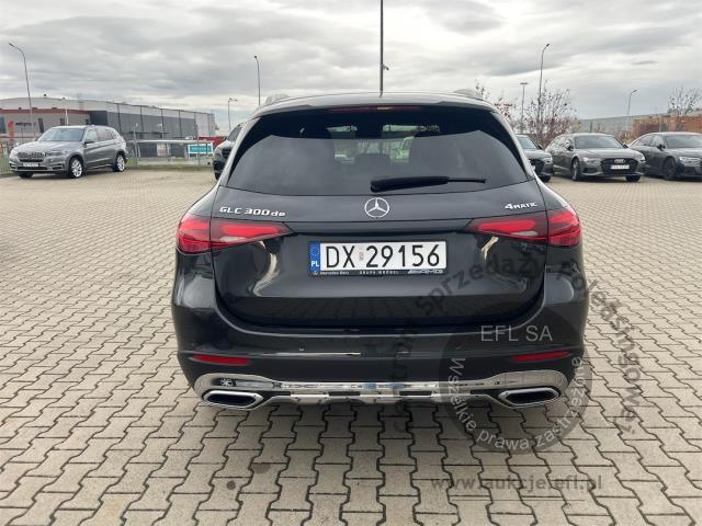5 - MERCEDES BENZ GLC 300 DE 4-MATIC AVANTGARDE plug-in 2024r. DX29156 Magnice