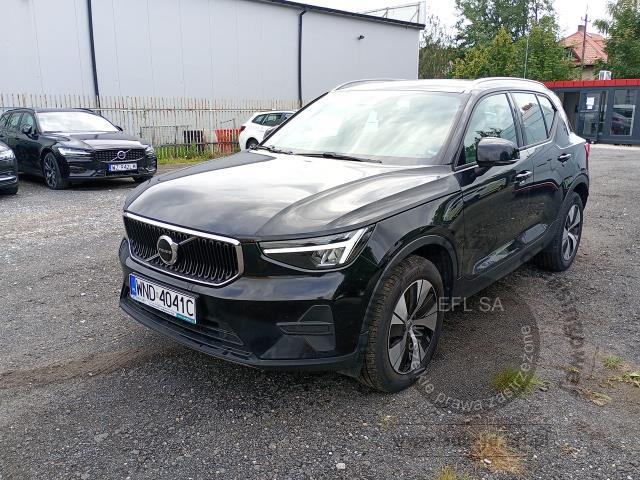 1 - VOLVO XC40 B4 Core aut 2022r. WND4041C Pojazd znajduje się w firmie ARCTOS GROUP sp. z o.o. Al. Krakowska 7, 02-183 Warszawa