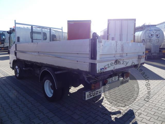 8 - ISUZU / ROMCAR M27 ZABUDOWA SAMOWYŁADOWCZA 2022r.