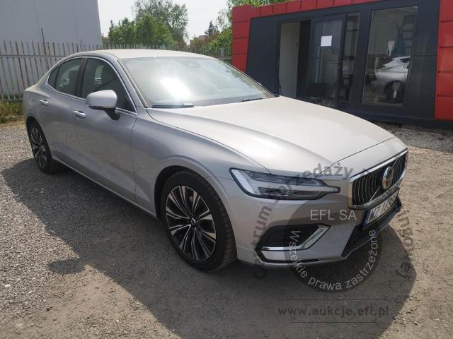 3 - Volvo  S60  2023r. WZ163GC Pojazd znajduje się w firmie ARCTOS GROUP sp. z o.o. Al. Krakowska 7, 02-183 Warszawa