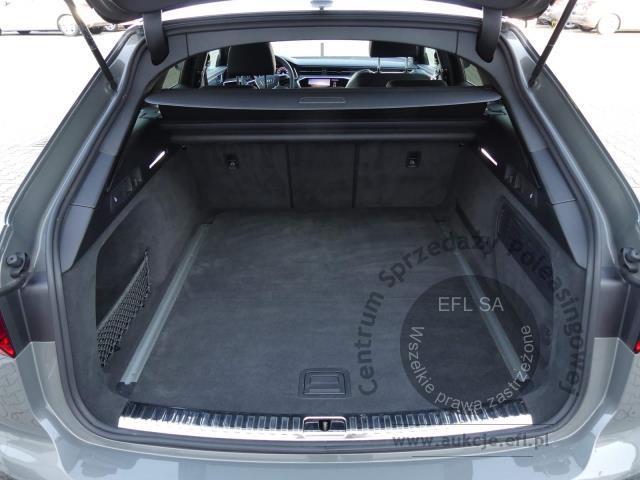 10 - EFL FINANCE AUDI A6 AVANT 40TDI QUATTRO 204KM 2023r.