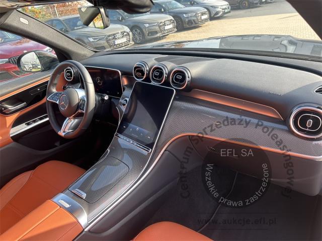 9 - MERCEDES BENZ GLC 300 DE 4-MATIC AVANTGARDE 2024r. DX25348 Pojazd znajduje się w firmie MDM AUTO sp. z o.o. ul. Zawodników 1, 80-729 Gdańsk