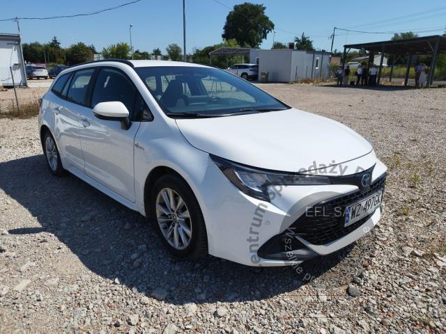 2 - Toyota Corolla 1.8 Hybrid Comfort 2023r. WZ497GK Pojazd znajduje się w firmie ARCTOS GROUP sp. z o.o. Al. Krakowska 7, 02-183 Warszawa