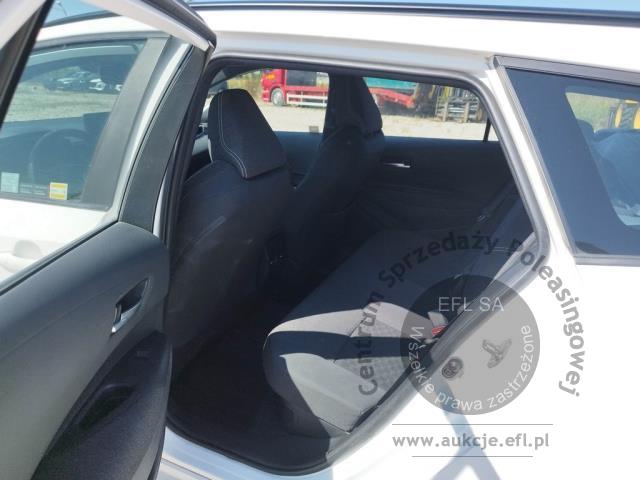 8 - Toyota Corolla 1.8 Hybrid Comfort 2023r. WZ497GK Pojazd znajduje się w firmie ARCTOS GROUP sp. z o.o. Al. Krakowska 7, 02-183 Warszawa