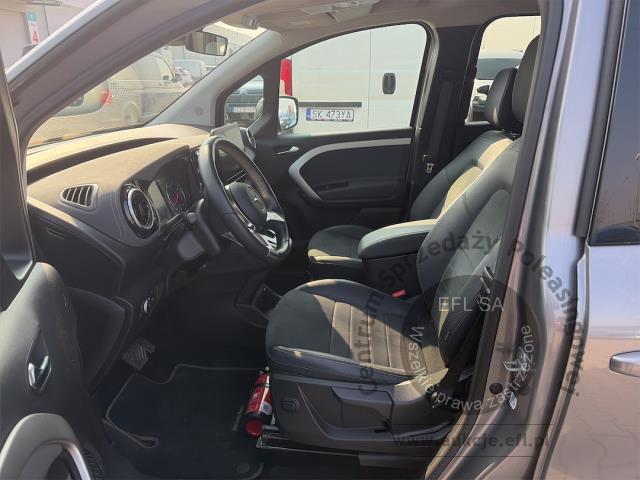 7 - MERCEDES - BENZ T 180 D PROGRESSIVE AUTOMAT 2025r. DX57914 Magnice