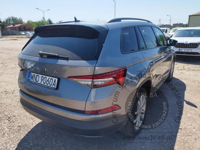 4 - Skoda Kodiaq 2.0 TDI 4x2 Ambition DS 2022r. WND9060A Pojazd znajduje się w firmie ARCTOS GROUP sp. z o.o. Al. Krakowska 7, 02-183 Warszawa