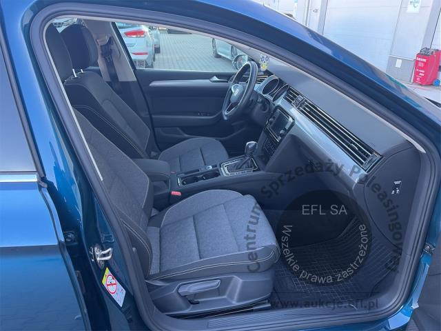 9 - Volkswagen Passat 2.0 TDI EVO Business 2023r. DW6VA64 Pojazd znajduje się w firmie MDM AUTO sp. z o.o. ul. Morska 78A, 81-225 Gdynia