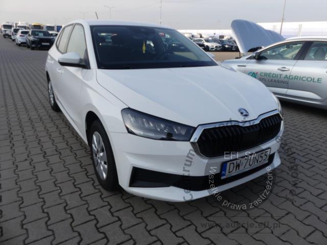 2 - Skoda Fabia 1.0 Active Hatchback 2022r. DW7UN55 UWAGA!! Pojazd znajduje się w firmie AUTO MOTO CENTRUM sp. z o.o. ul. Ostrowska 328 (przy Trasie Katowickiej) 61-312