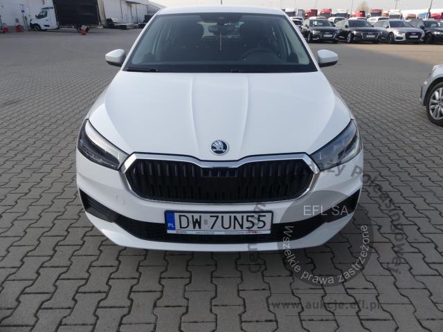 3 - Skoda Fabia 1.0 Active Hatchback 2022r. DW7UN55 UWAGA!! Pojazd znajduje się w firmie AUTO MOTO CENTRUM sp. z o.o. ul. Ostrowska 328 (przy Trasie Katowickiej) 61-312