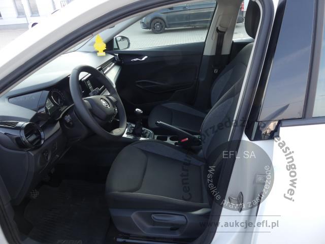 5 - Skoda Fabia 1.0 Active Hatchback 2022r. DW7UN55 UWAGA!! Pojazd znajduje się w firmie AUTO MOTO CENTRUM sp. z o.o. ul. Ostrowska 328 (przy Trasie Katowickiej) 61-312