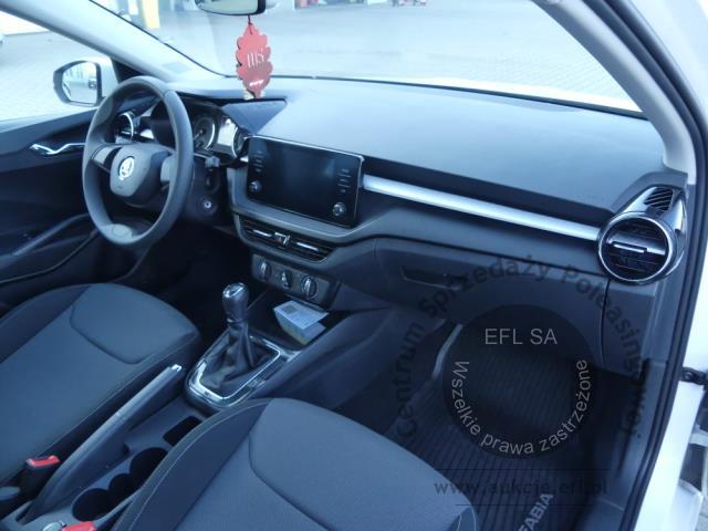 12 - Skoda Fabia 1.0 Ambition Hatchback 2023r. DW2VW27 Magnice