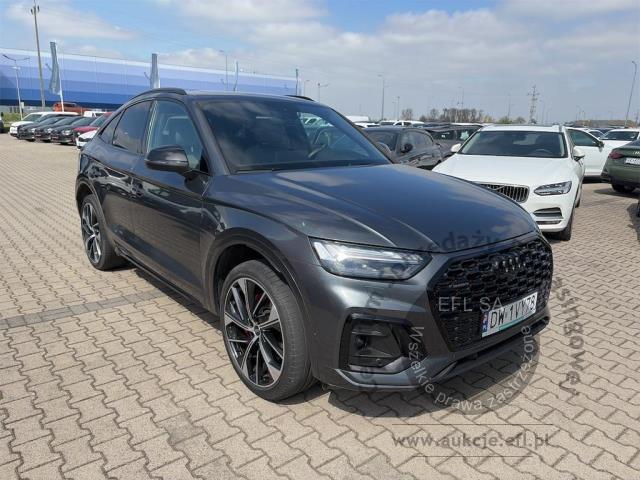 3 - Audi Q5 55 TFSI e Quattro S Line 2023r.