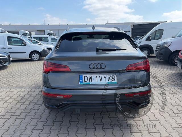 6 - Audi Q5 55 TFSI e Quattro S Line 2023r.