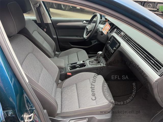 10 - Volkswagen Passat 2.0 TDI EVO Business  2023r. DW1VA31 Pojazd znajduje się w firmie ARCTOS GROUP sp. z o.o. Al. Krakowska 7, 02-183 Warszawa