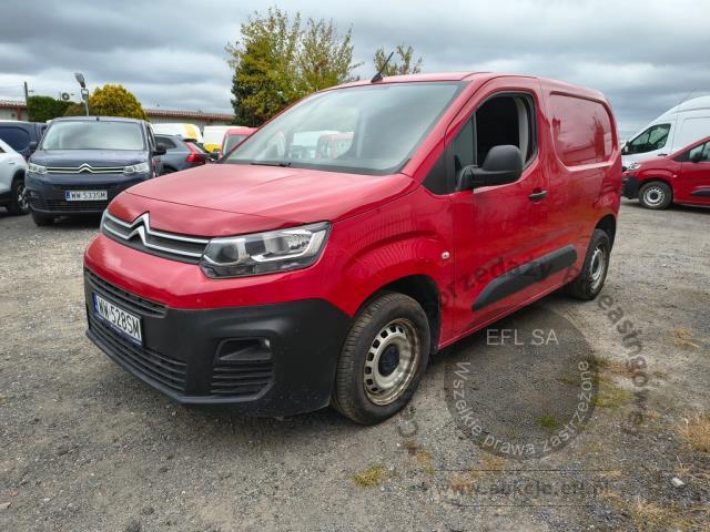 1 - Citroen Berlingo Van 1.5 BlueHDi M Clu 2021r. WW528SM UWAGA!! Pojazd znajduje się w firmie Arctos Sp. z o.o. Warszawa, Al. Krakowska 7, 02-183 Warszawa