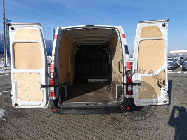 14 - RENAULT MASTER 2.3 DCI 136KM FURGON 2021r.