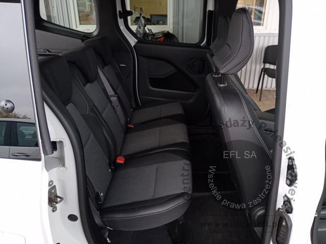 10 - Renault Kangoo 1.5 dCi Equilibre 2023r.WZ046GS Pojazd znajduje się w firmie ARCTOS GROUP sp. z o.o. Al. Krakowska 7, 02-183 Warszawa