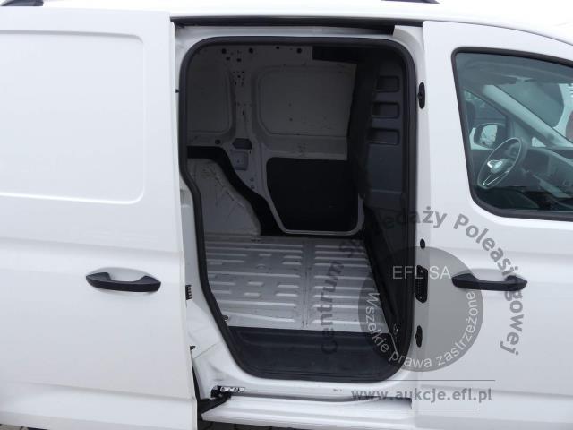 6 - Volkswagen Caddy Cargo 2.0 TDI Furgon 2021r.DW7PW15 Magnice