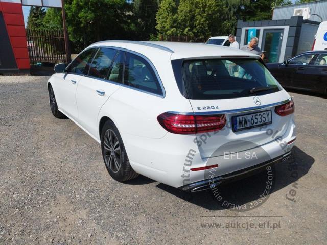 3 - Mercedes  E Klasa 2022r. WW653SY Pojazd znajduje się w firmie ARCTOS GROUP sp. z o.o. Al. Krakowska 7, 02-183 Warszawa