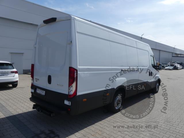 6 - IVECO DAILY 35S18 3.0 FURGON 2024r.