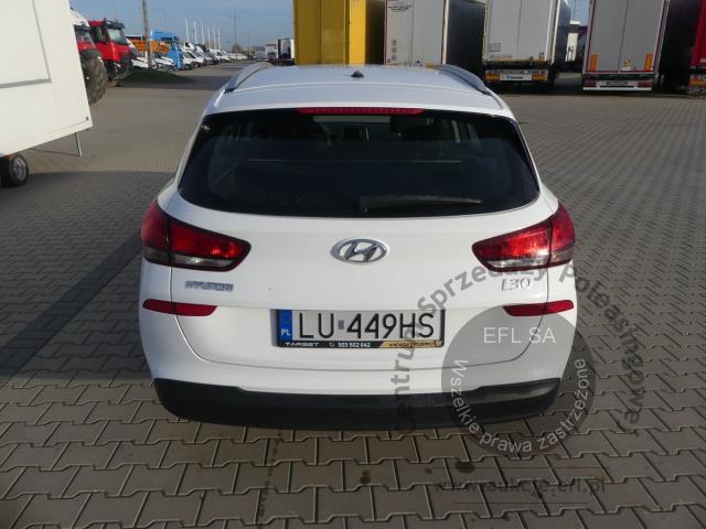 9 - HYUNDAI I30 1.4 KOMBI 2018r.