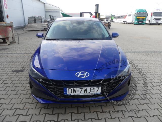2 - Hyundai Elantra 1.6 Smart CVT Sedan 2023r. DW7WJ17 Magnice