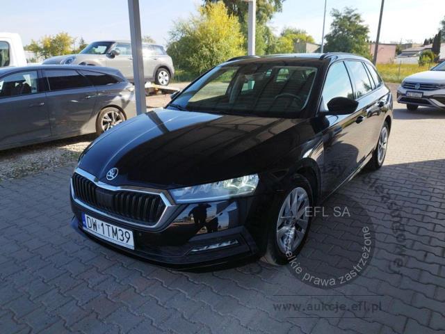 1 - Skoda  Octavia  2022r. DW1TM39 Pojazd znajduje się w firmie ARCTOS GROUP sp. z o.o. Al. Krakowska 7, 02-183 Warszawa