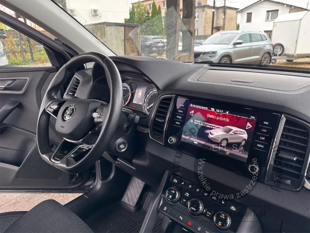 9 - Skoda Karoq 1.5 TSI ACT GPF 4x2 Styl 2021r. SK303VJ Pojazd znajduje się w firmie ARCTOS GROUP sp. z o.o. Al. Krakowska 7, 02-183 Warszawa