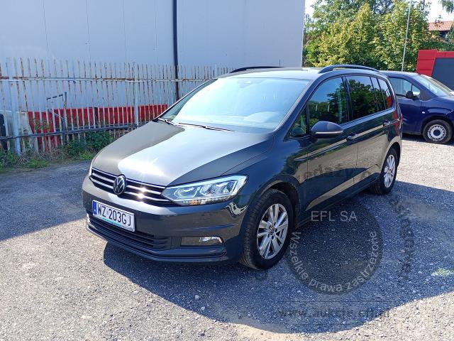 1 - VOLKSWAGEN Touran 1.5 TSI EVO Comfortline 2023r. WZ203GJ Pojazd znajduje się w firmie ARCTOS GROUP sp. z o.o. Al. Krakowska 7, 02-183 Warszawa