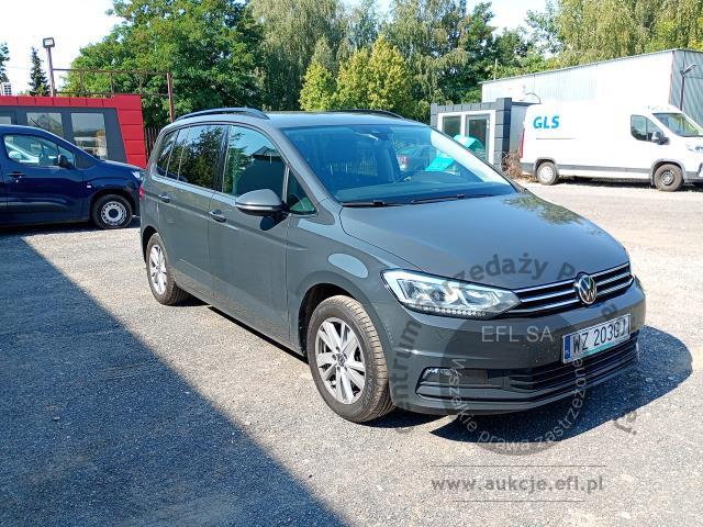 2 - VOLKSWAGEN Touran 1.5 TSI EVO Comfortline 2023r. WZ203GJ Pojazd znajduje się w firmie ARCTOS GROUP sp. z o.o. Al. Krakowska 7, 02-183 Warszawa