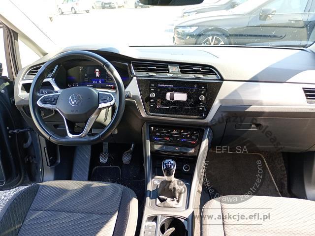 11 - VOLKSWAGEN Touran 1.5 TSI EVO Comfortline 2023r. WZ203GJ Pojazd znajduje się w firmie ARCTOS GROUP sp. z o.o. Al. Krakowska 7, 02-183 Warszawa