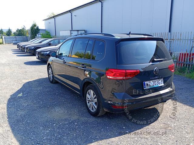 5 - VOLKSWAGEN Touran 1.5 TSI EVO Comfortline 2023r. WZ203GJ Pojazd znajduje się w firmie ARCTOS GROUP sp. z o.o. Al. Krakowska 7, 02-183 Warszawa