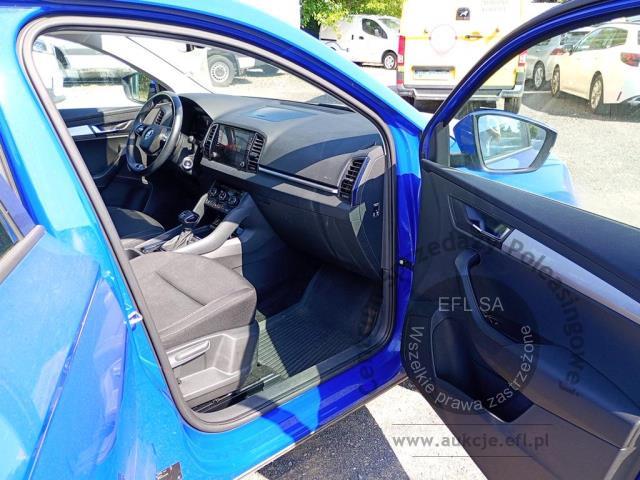 10 - SKODA  KAROQ 2023r. WZ102FY Pojazd znajduje się w firmie ARCTOS GROUP sp. z o.o. Al. Krakowska 7, 02-183 Warszawa