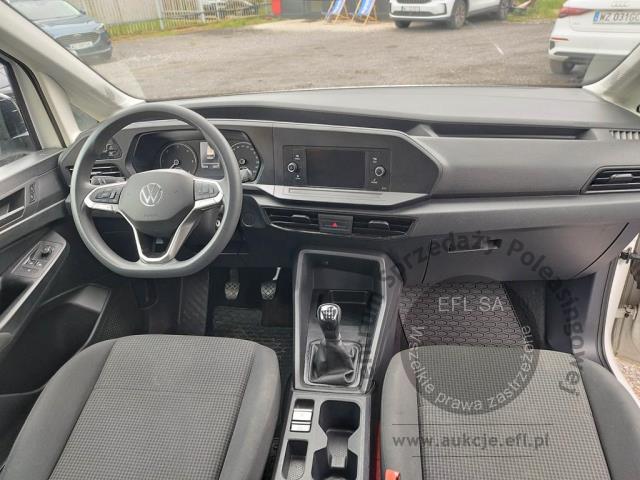 10 - Volkswagen  Caddy  2022r. DW6SR46 Pojazd znajduje się w firmie ARCTOS GROUP sp. z o.o. Al. Krakowska 7, 02-183 Warszawa