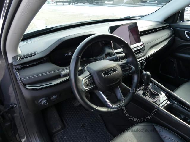 4 - JEEP COMPASS 1.5 NIGHT EAGLE MHEV 2022r.