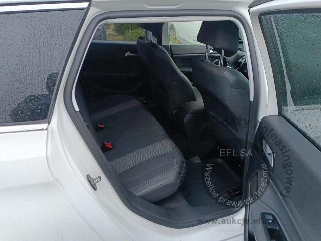9 - Peugeot 308 SW 1.5 BlueHDi Allure Pack 2021r. PO2UH46 UWAGA!! Pojazd znajduje się w firmie AUTO MOTO CENTRUM sp. z o.o. ul. Ostrowska 328 (przy Trasie Katowickiej) 61-312 Poznań