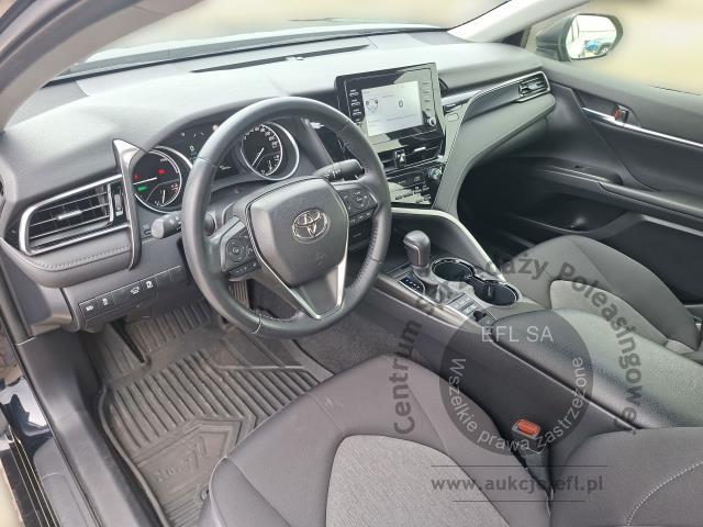 10 - TOYOTA CAMRY 2.5 HYBRID CVT COMFORT 2023r.