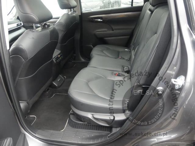 9 - Toyota Highlander 2.5 Executive 2022r. DW2TW42 UWAGA!! Pojazd znajduje się w firmie AUTO MOTO CENTRUM sp. z o.o. ul. Ostrowska 328 (przy Trasie Katowickiej) 61-312 Poznań