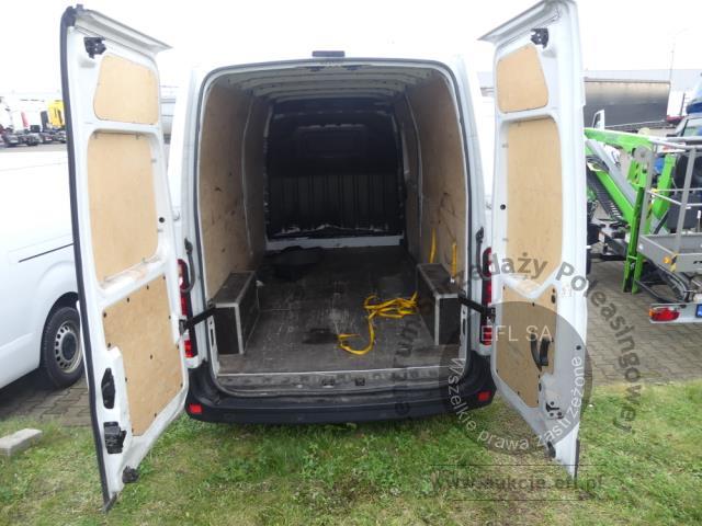 11 - RENAULT MASTER 2.3 DCI 136KM FURGON 2022r.
