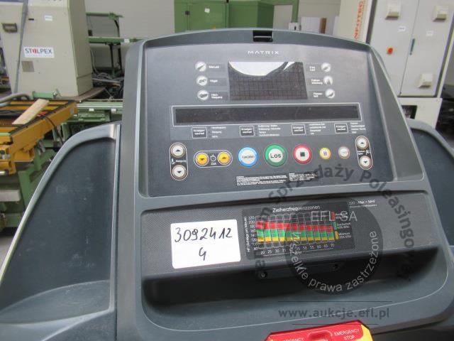 2 - Bieżnia elektryczna klubowa MATRIX T3X