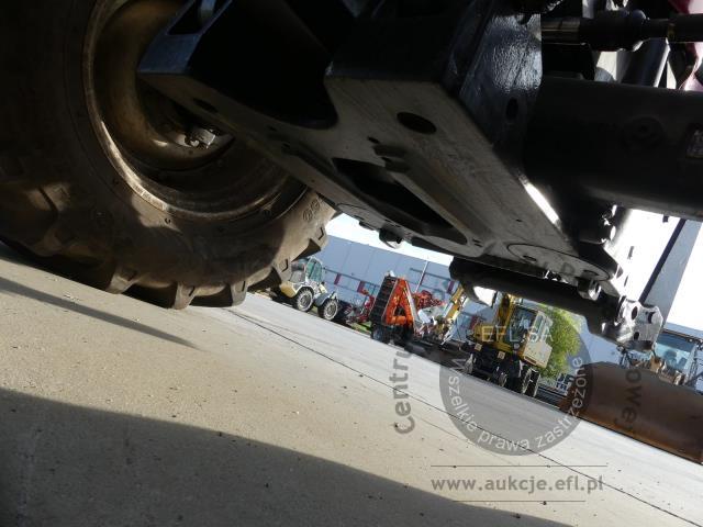 12 - Ciągnik rolniczy VALTRA T190 2007r.