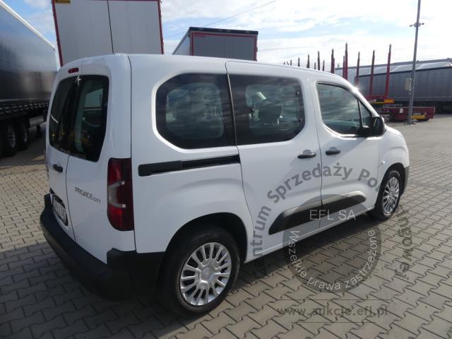 5 - Toyota Proace City Verso 1.5 D-4D 2020r. DW6JY42 Magnice