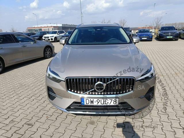 6 - Volvo XC60 B4 B Plus Bright automat 2022r. DW9UG78 Magnice