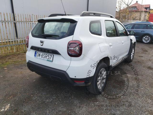 4 - Dacia  Duster  2022r. DW6SR57 Pojazd znajduje się w firmie ARCTOS GROUP sp. z o.o. Al. Krakowska 7, 02-183 Warszawa