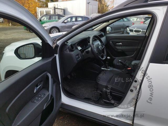 7 - Dacia  Duster  2022r. DW6SR57 Pojazd znajduje się w firmie ARCTOS GROUP sp. z o.o. Al. Krakowska 7, 02-183 Warszawa