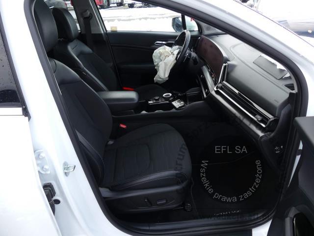 10 - KIA SPORTAGE 1.6 T-GDI PHEV AWD 2023r.