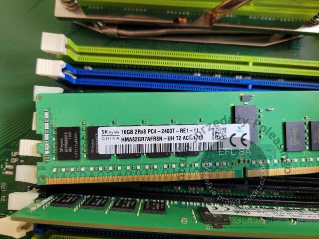 20 - Serwer Fujitsu D20