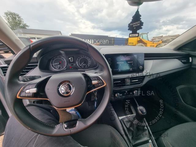 9 - Skoda Scala 1.5 TSI Ambition 2022r. DW7TX53 UWAGA!! Pojazd znajduje się w lokalizacji: GDAŃSK Ul. Zawodników 1 80-729 Gdańsk