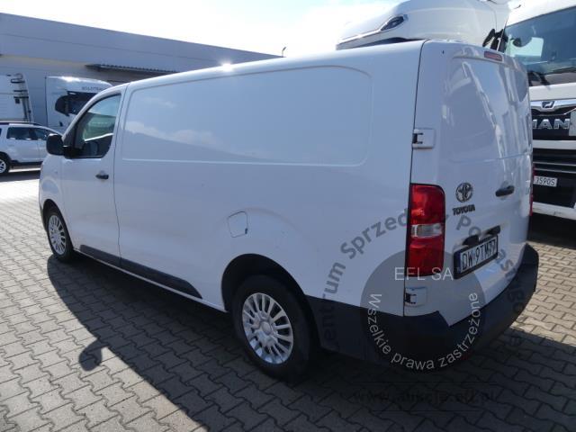 9 - Toyota ProAce Proace 2.0 D-4D Long 2022r. DW9TM77 Magnice