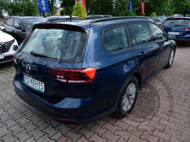 3 - Volkswagen Passat 2.0 TDI EVO Essence 2022r. PO4XH15 AUTO MOTO CENTRUM Sp. z o.o. Poznań 61-312, ul. Ostrowska  328